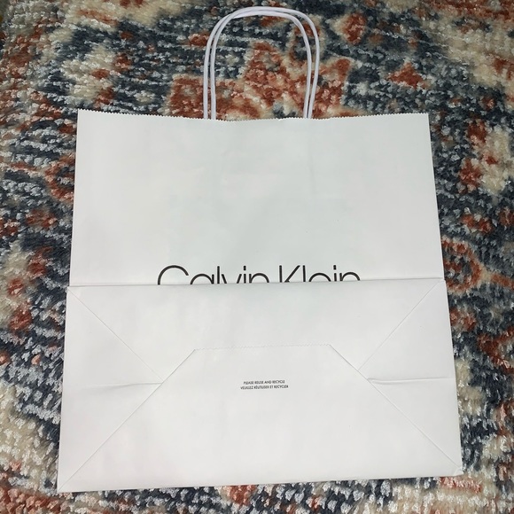 XS- Calvin Klein cropped hoodie - Picture 11 of 11